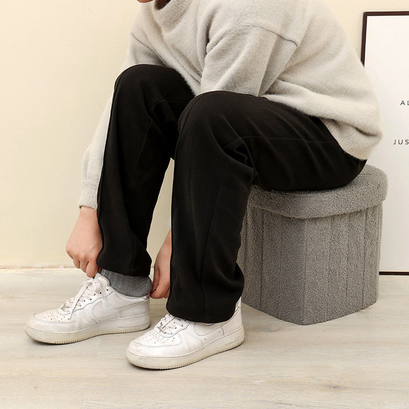 Foldable Heart-Shaped Teddy Fleece Storage Stool – Space-Saving Design for Trendy Home Organization